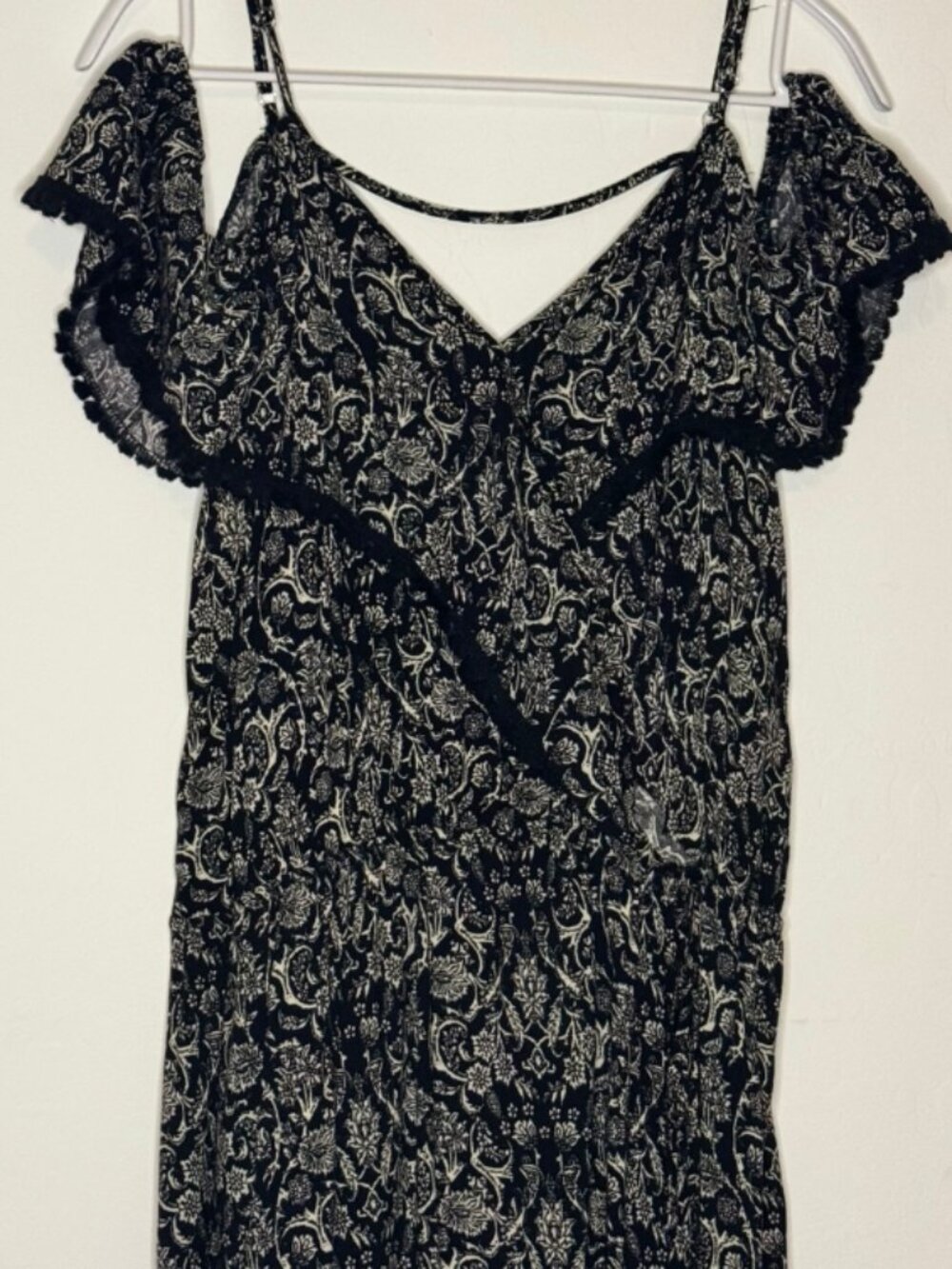 Black floral strappy dress (new with tags)